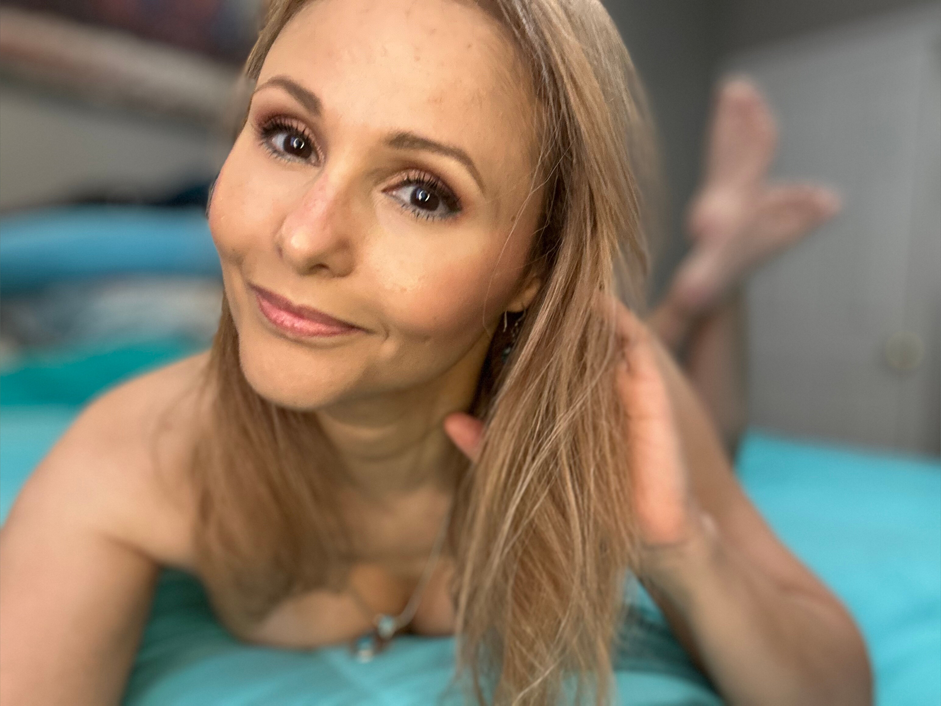 @liz_lapoint